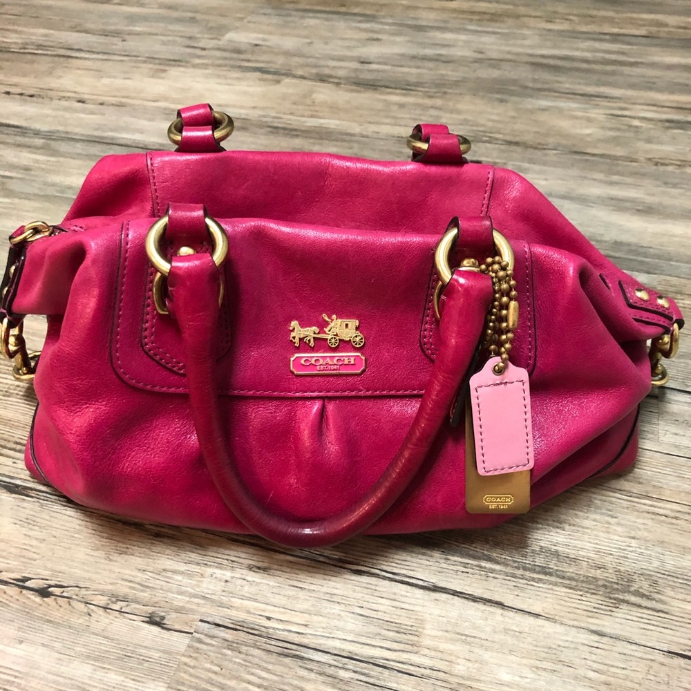 Pink Coach Handbag 💋